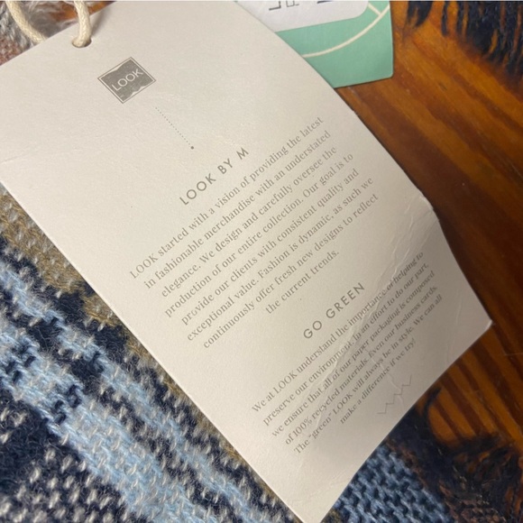 Look by M Rosarita Infinity Scarf OS Navy Cream Tan Plaid Wool Blend Fall NWT - Picture 11 of 16